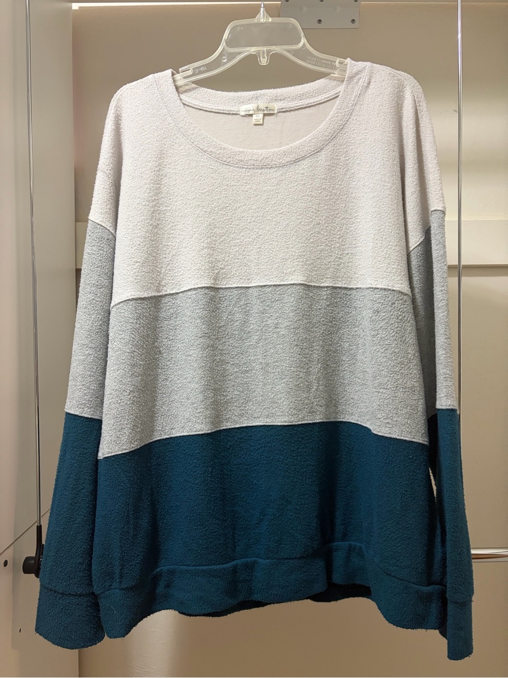 nine britton Colorblock Pullover - White, Light Gray & Teal